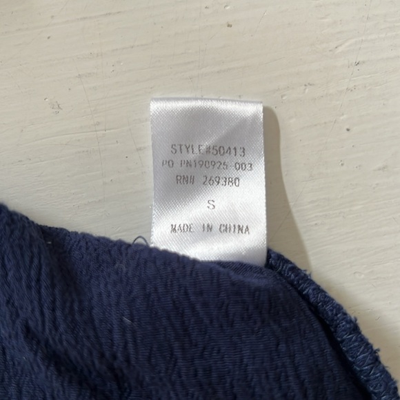 Lyn Burches Navy Blue Rayon Blouse - Picture 6 of 6